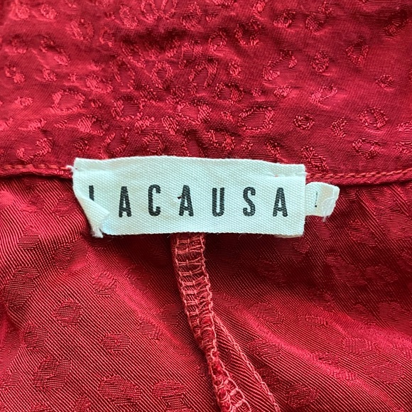 LACAUSA Broadway Dress in Mustang Relaxed MIDI Ruffle Neckline Textured Satin - Picture 3 of 7